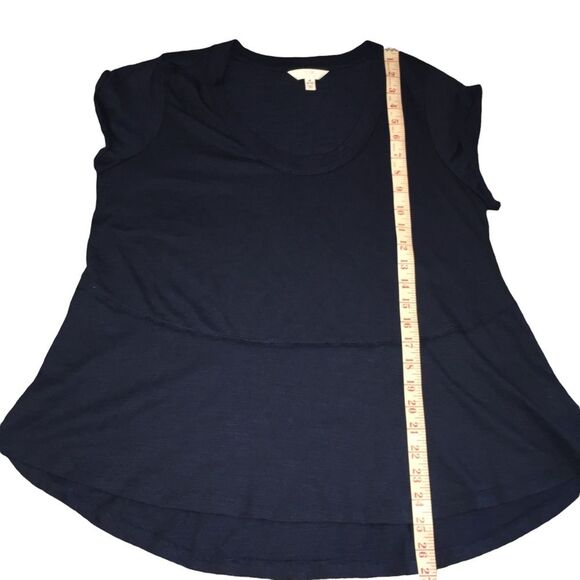 Navy Blue Rolled Cap Sleeve Tiered Flowy Blouse T-Shirt Sz M - Picture 6 of 7